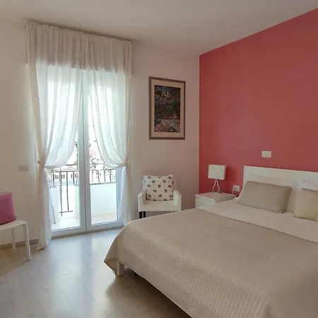 Dimora Francesca Alojamento de Acomodação e Pequeno-almoço 3*