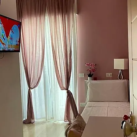 B&B Dimora Francesca 콘베르사노